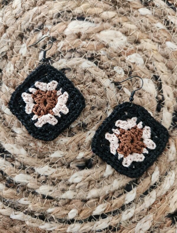 Grannysquare Earrings, Aesthetic Dark-beige - Image 4